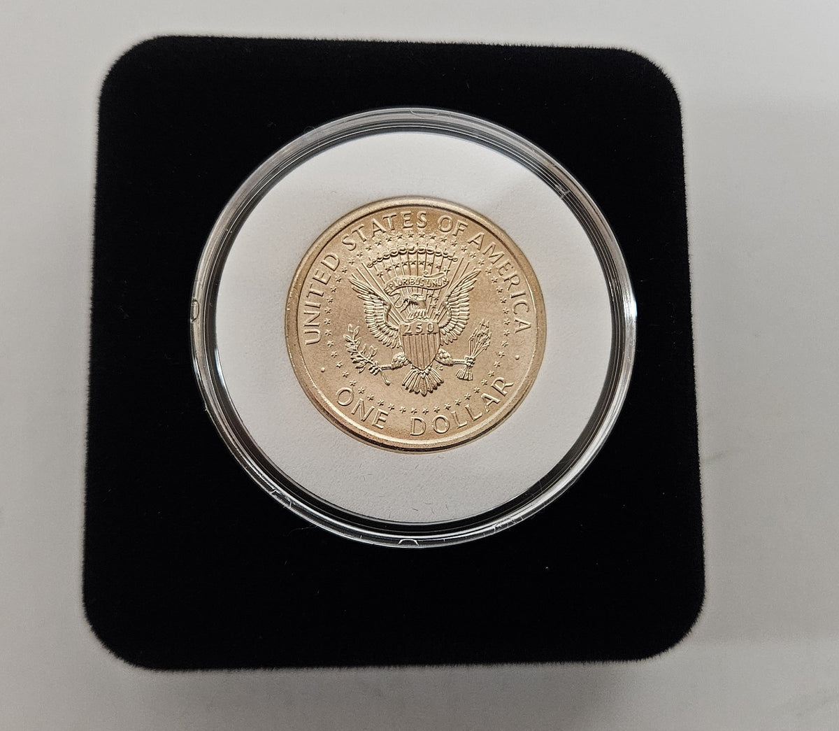 1776-2026 President Donald J. Trump $1 Semiquincentennial Coin Velvet Case